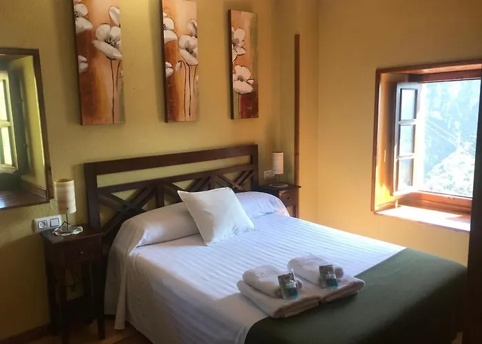 Apartamentos Rurales Xaranzana